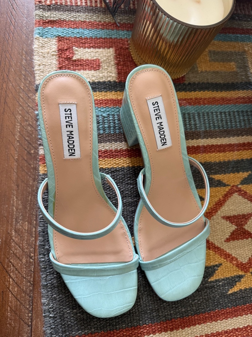 Steve Madden Mint Green Croc-Embossed Block Heel Sandals. NWOT - Picture 2 of 3